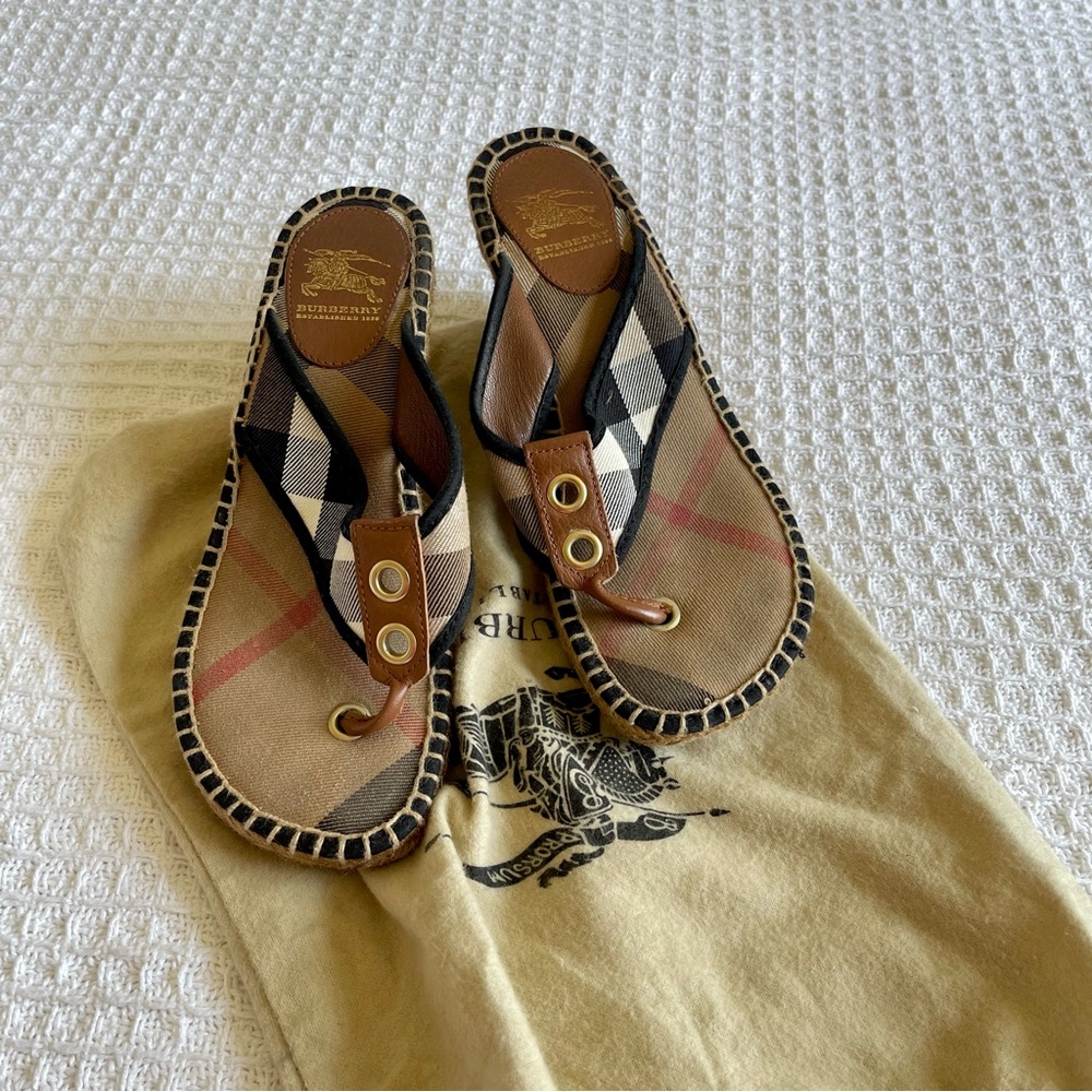 Burberry sandals